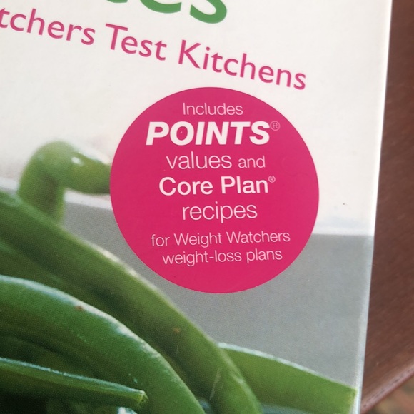 Weight Watchers All Time Favorites Cook Book. Over 200 recipes. - Picture 3 of 13